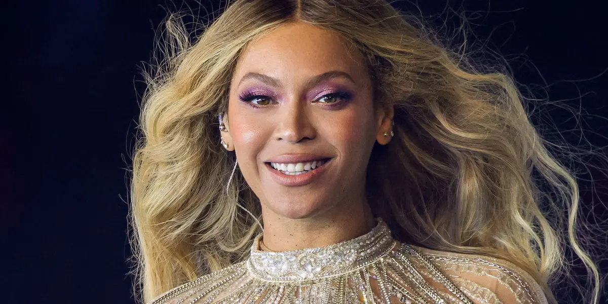 Beyoncé visual album era magician brand archetype example
