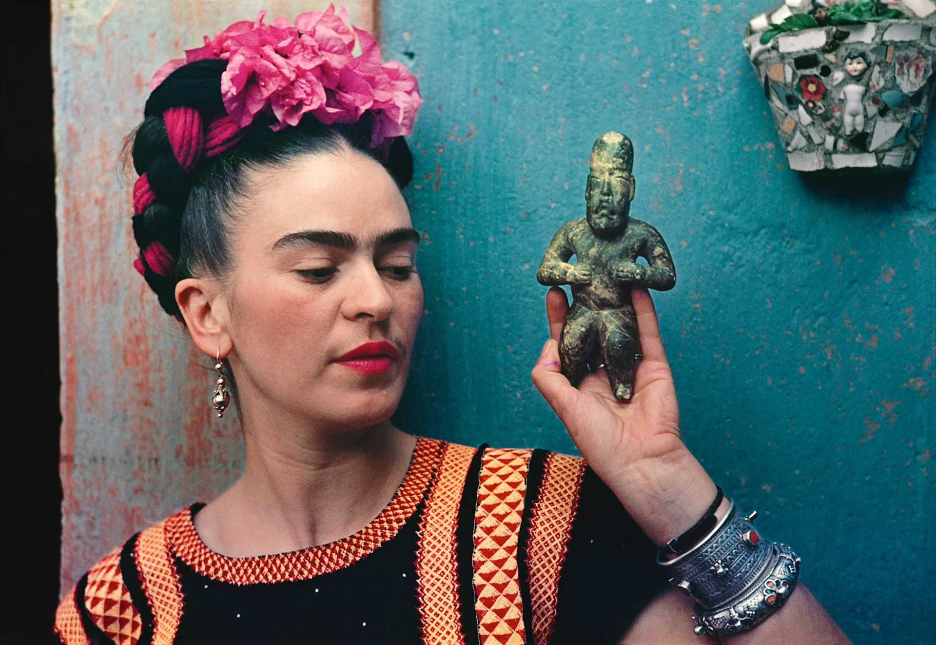 Frida Kahlo creator brand archetype example — self-portrait painter whose vision redefined art